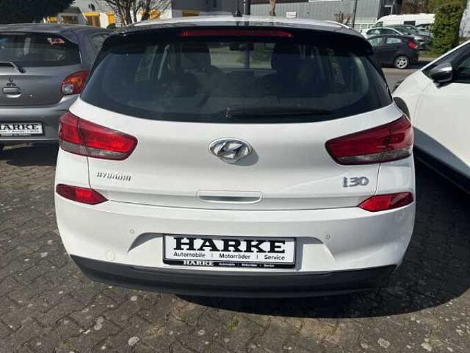Hyundai i30 1.4 T-GDI DCT Trend