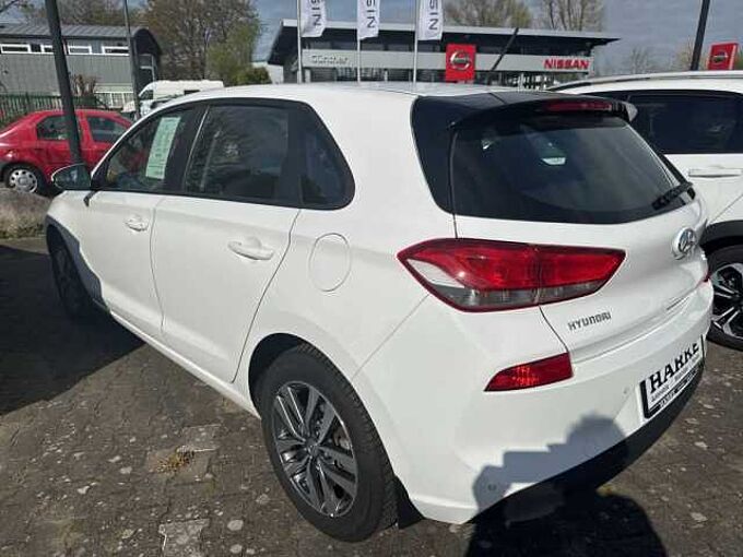 Hyundai i30 1.4 T-GDI DCT Trend