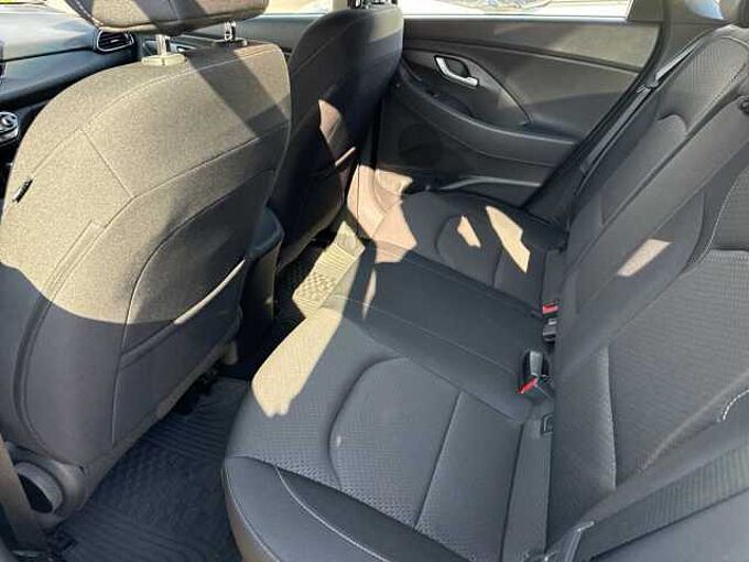 Hyundai i30 1.4 T-GDI DCT Trend