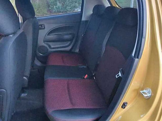 Mitsubishi Space Star 1.2 Select+ CVT Autom. Black Ed.