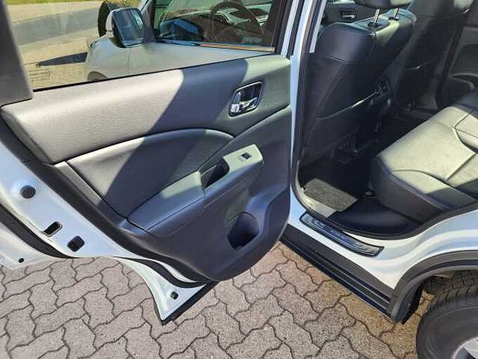 Honda CR-V 2.0i-VTEC 4WD Automatik Executive