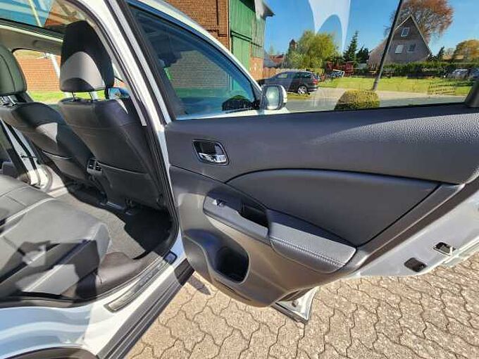 Honda CR-V 2.0i-VTEC 4WD Automatik Executive