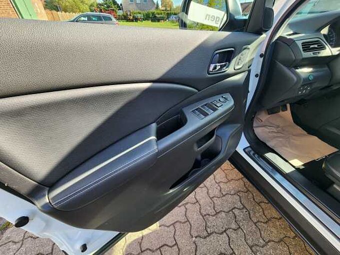 Honda CR-V 2.0i-VTEC 4WD Automatik Executive