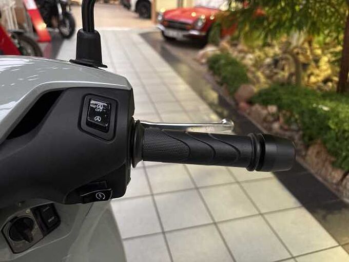 Honda SH 125i ABS 2025 Vorf&uuml;hrer 