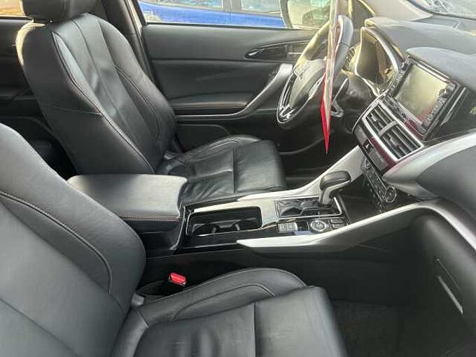 Mitsubishi Eclipse Cross 1.5 T-MIVEC ClearTec CVT 4WD Top