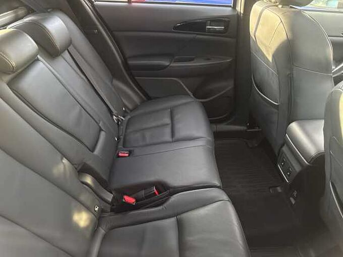 Mitsubishi Eclipse Cross 1.5 T-MIVEC ClearTec CVT 4WD Top