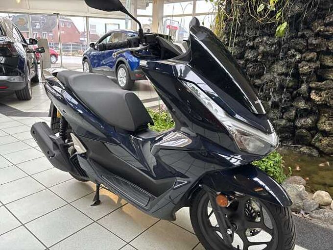 Honda PCX 125 2025 Vorf&uuml;hrer 