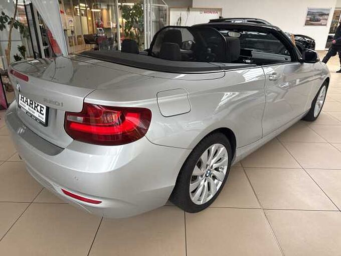 BMW 220i Cabrio Aut. Advantage 2er