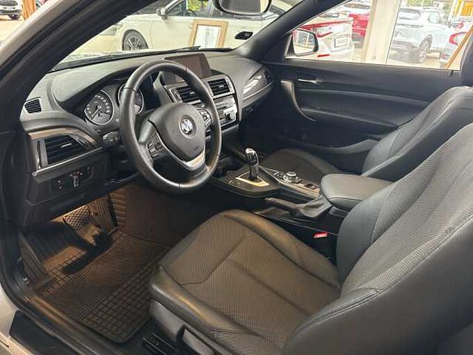 BMW 220i Cabrio Aut. Advantage 2er