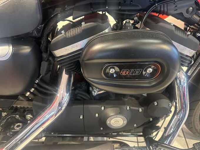 Harley-Davidson XL 883 N Sportster Iron