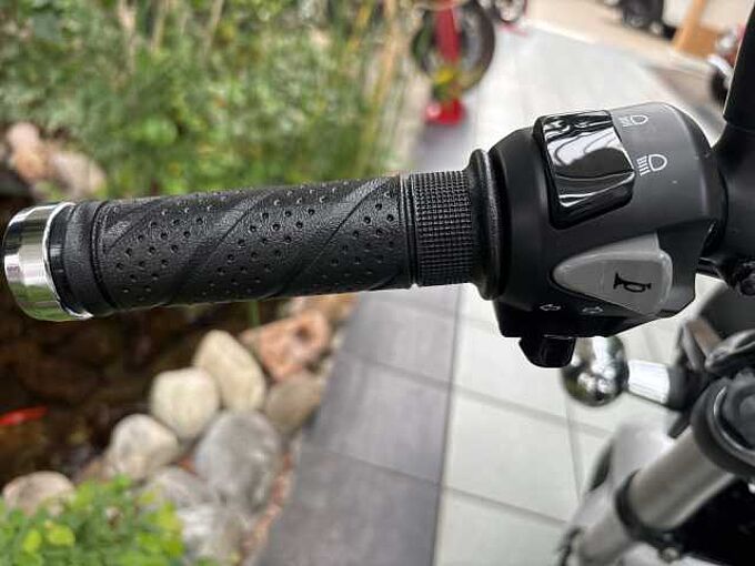 Honda DAX ST 125 2025 6 Jahre Garantie