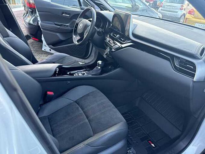 Toyota C-HR Hybrid 2.0 GR Sport