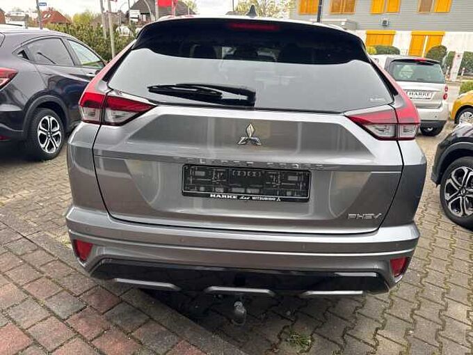 Mitsubishi Eclipse Cross Plug-In Hybrid 4WD Top