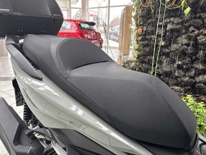 Honda Forza 125 2025 6 Jahre Garantie