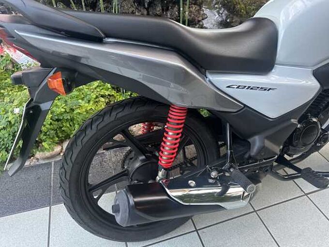 Honda CB 125 F 