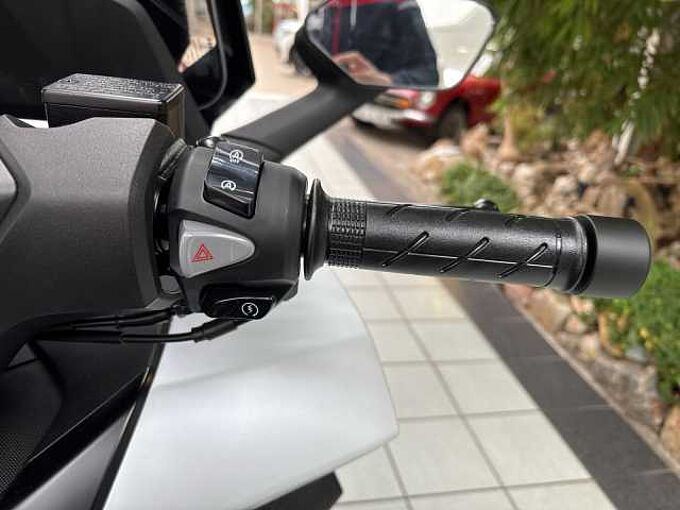 Honda Forza 125 2025 6 Jahre Garantie