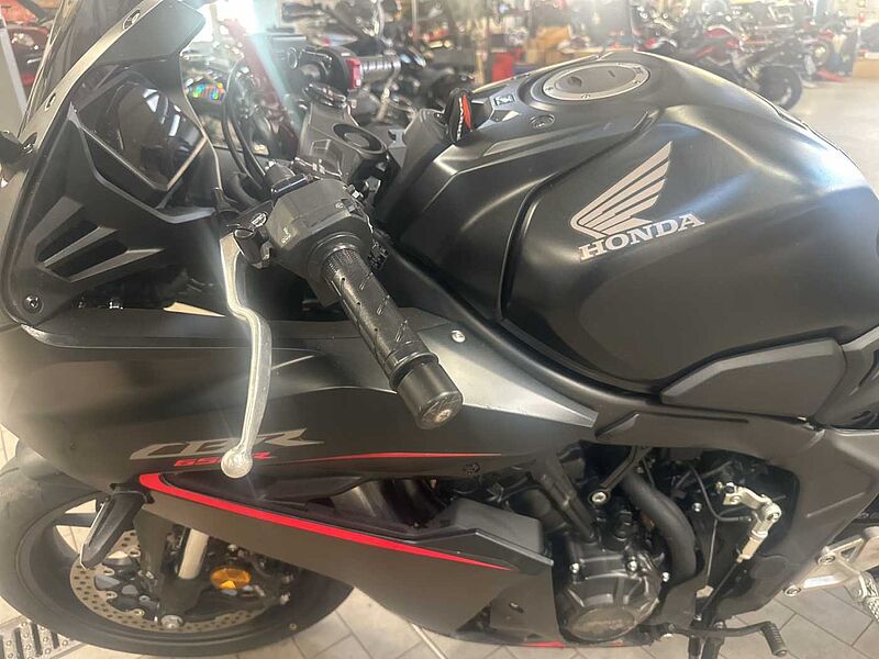 Honda CBR 650 R E-Clutch