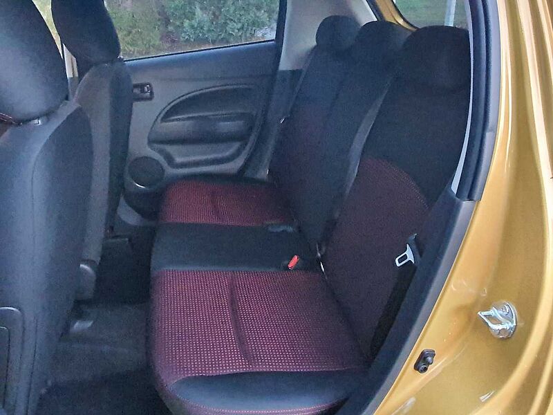 Mitsubishi Space Star 1.2 Select+ CVT Autom. Black Ed.