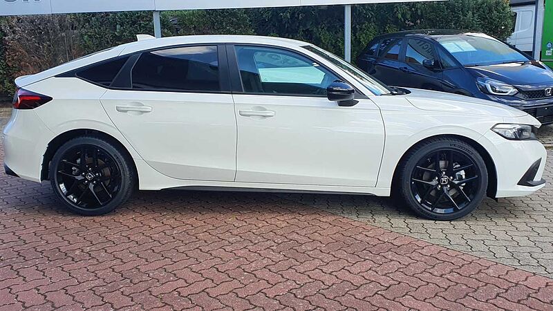 Honda Civic e: HEV 2.0 i-MMD Hybrid Sport