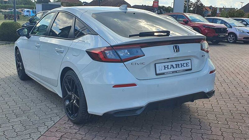 Honda Civic e: HEV 2.0 i-MMD Hybrid Sport