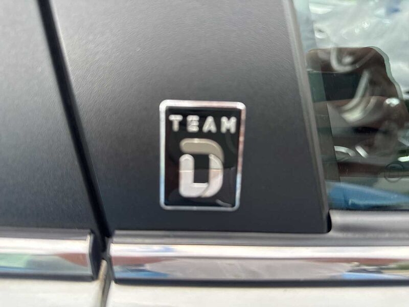 Toyota Avensis Combi Touring Sports 1.8 'Team D'