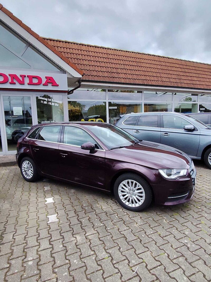 Audi A3 Sportback 1.4 TFSI S tronic Ambiente