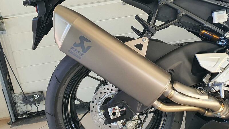 Honda CBR 1000RR-R SP Fireblade 6 Jahre Garantie