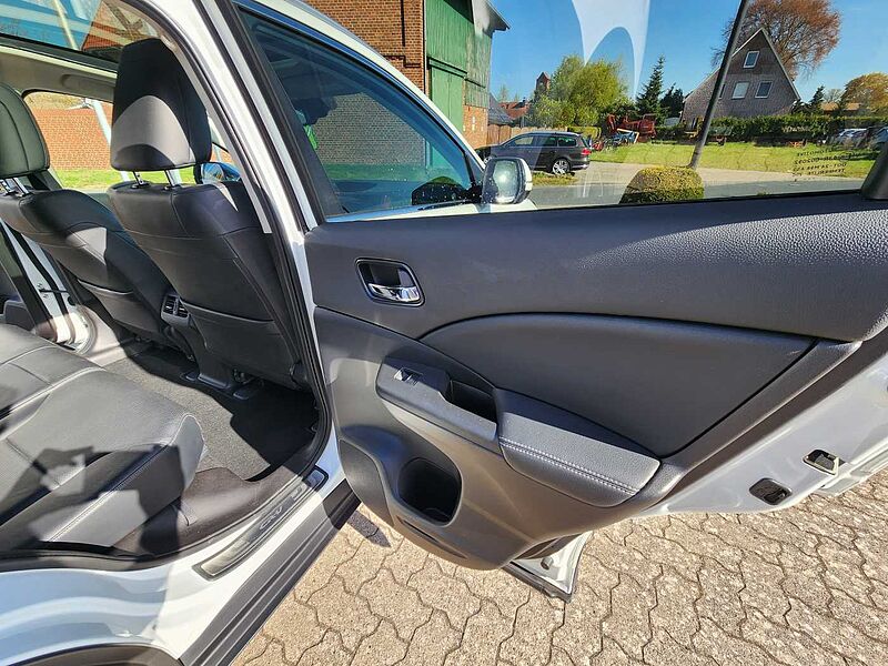 Honda CR-V 2.0i-VTEC 4WD Automatik Executive
