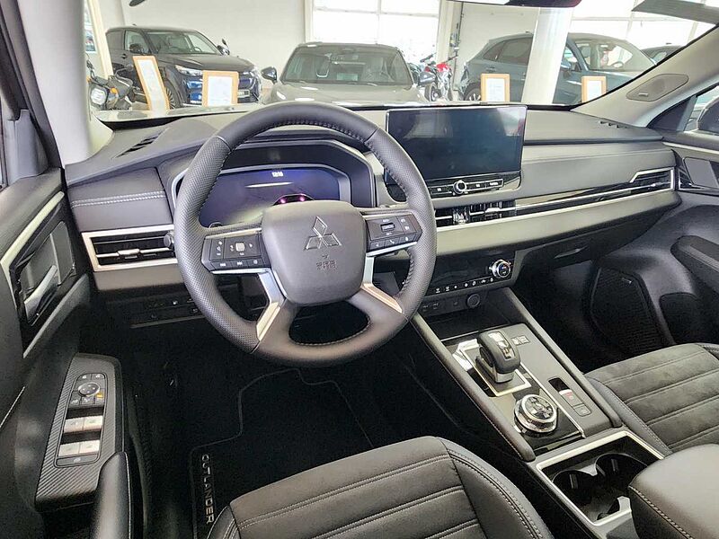 Mitsubishi Outlander Plug-In Hybrid 2.4 4WD Intro Edition