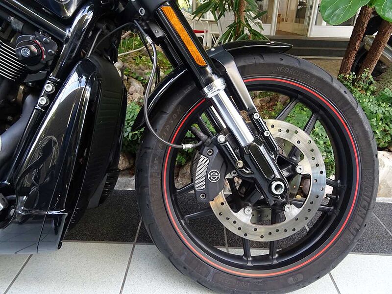 Harley-Davidson V-Rod VRSCDX Night Rod Special ABS