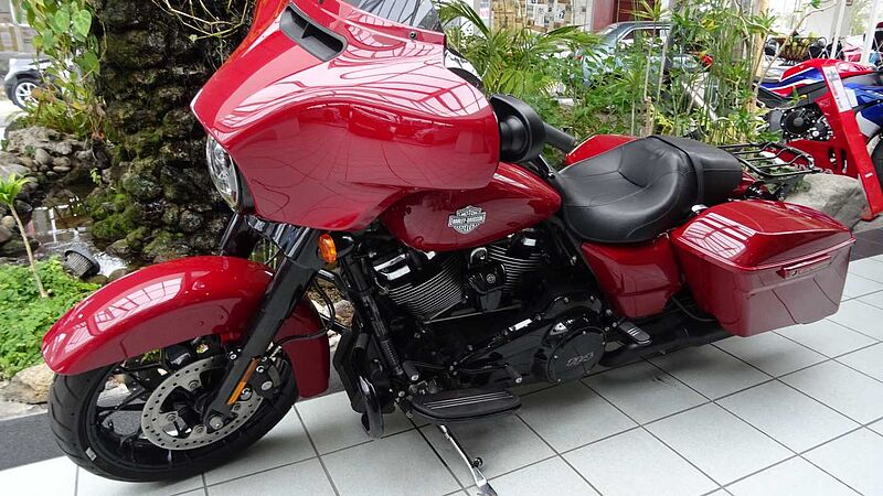 Harley-Davidson Street Glide Special FLHXS 114
