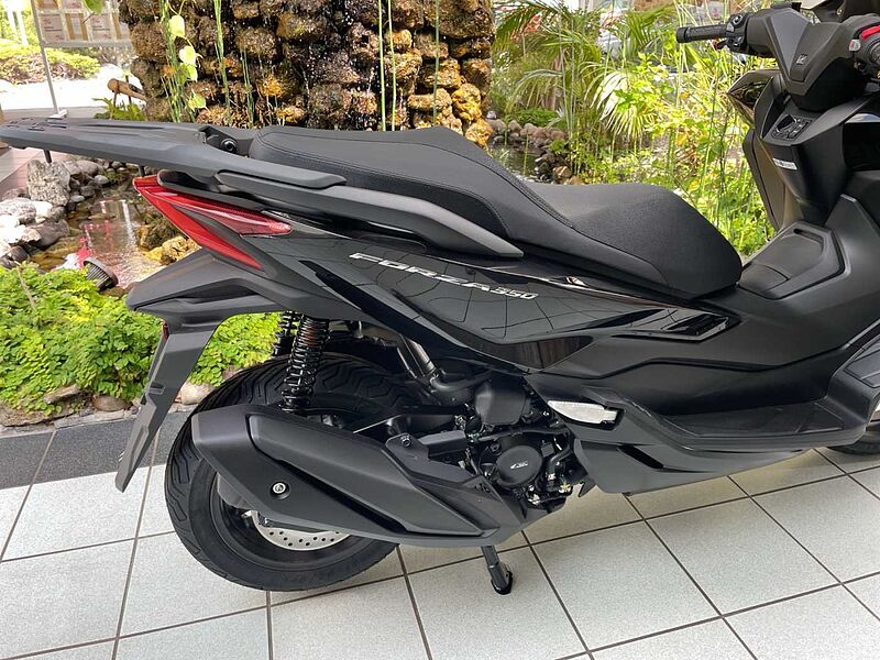 Honda Forza 350 2025 6 Jahre Garantie