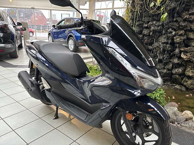Honda PCX 125 2025 Vorf&uuml;hrer
