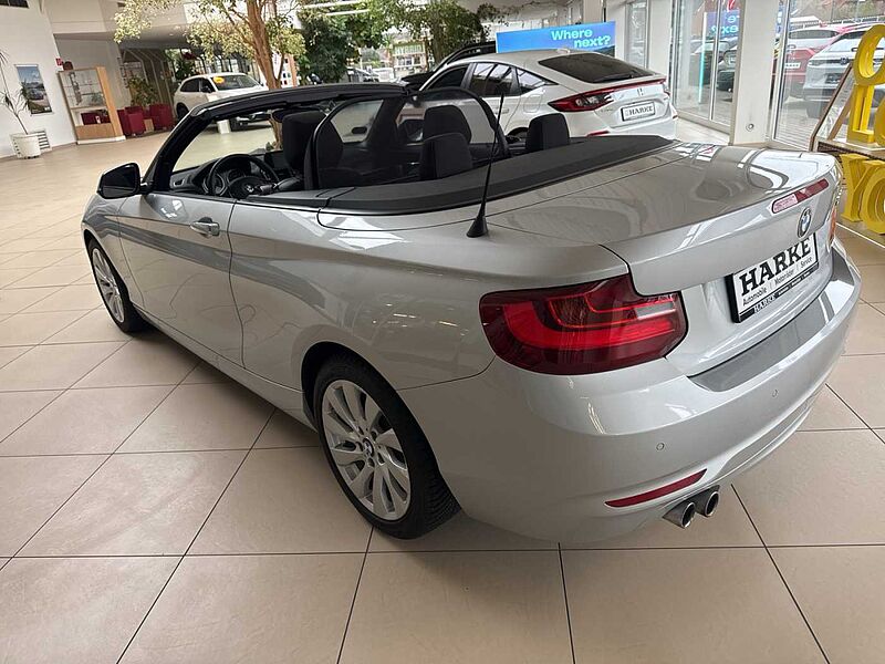 BMW 220i Cabrio Aut. Advantage 2er