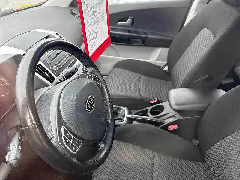 Kia Ceed 1.4 CVVT EX