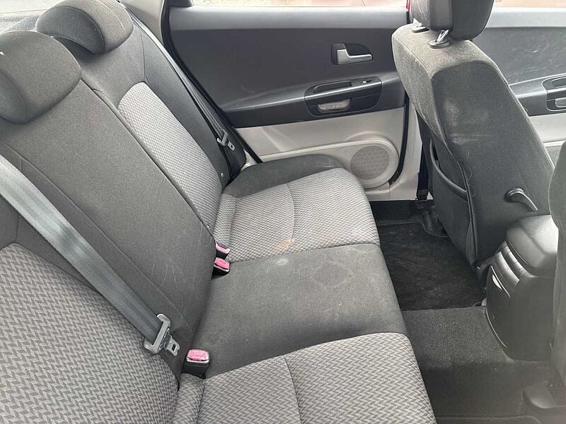 Kia Ceed 1.4 CVVT EX