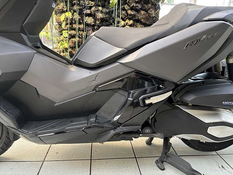 Honda ADV 350