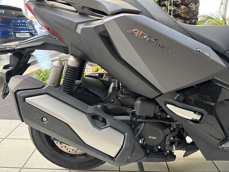 Honda ADV 350