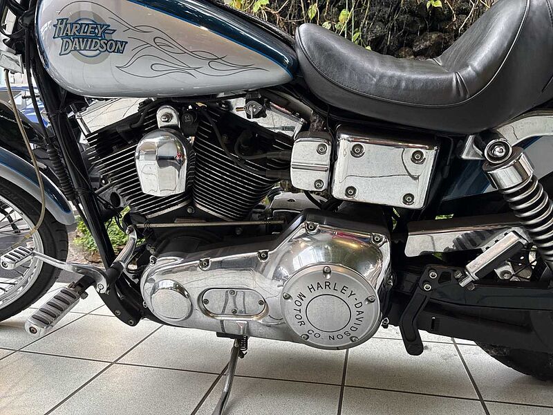 Harley-Davidson Dyna Wide Glide FXDWG