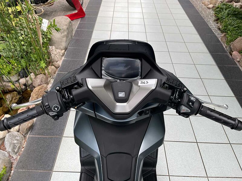 Honda PCX 125 ABS 2025 6 Jahre Garantie