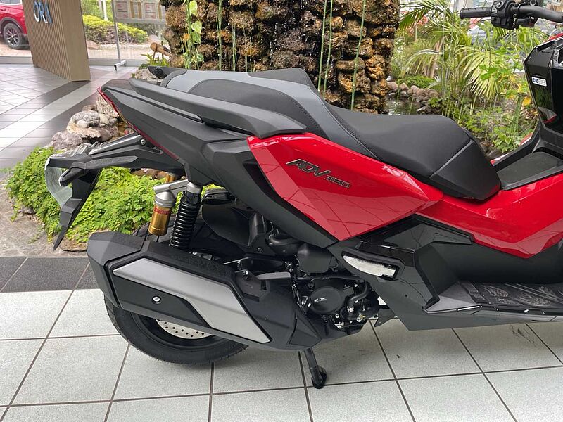 Honda ADV 350 ABS 2025 6 Jahre Garantie