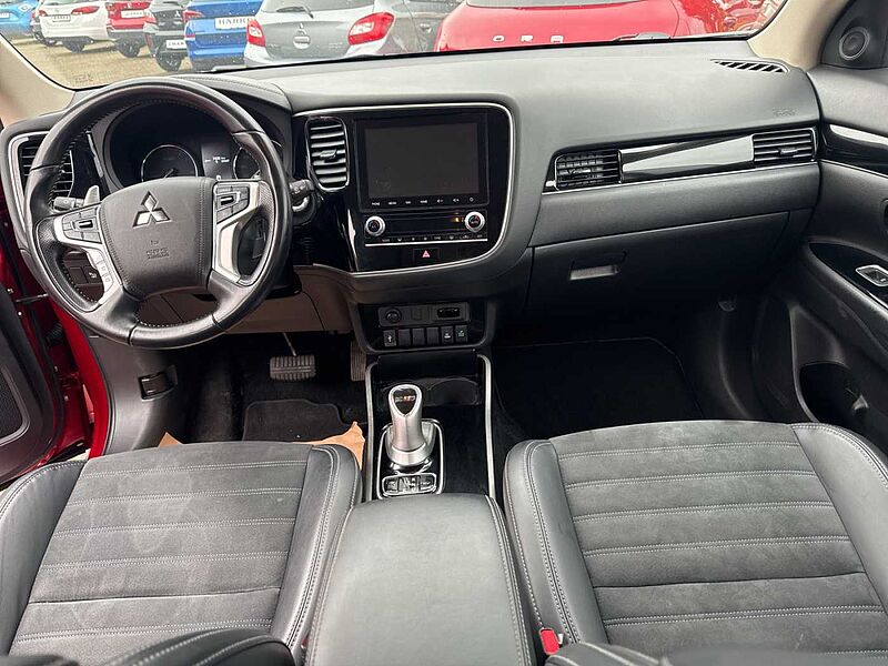 Mitsubishi Outlander Plug-In Hybrid 2.4 4WD Spirit