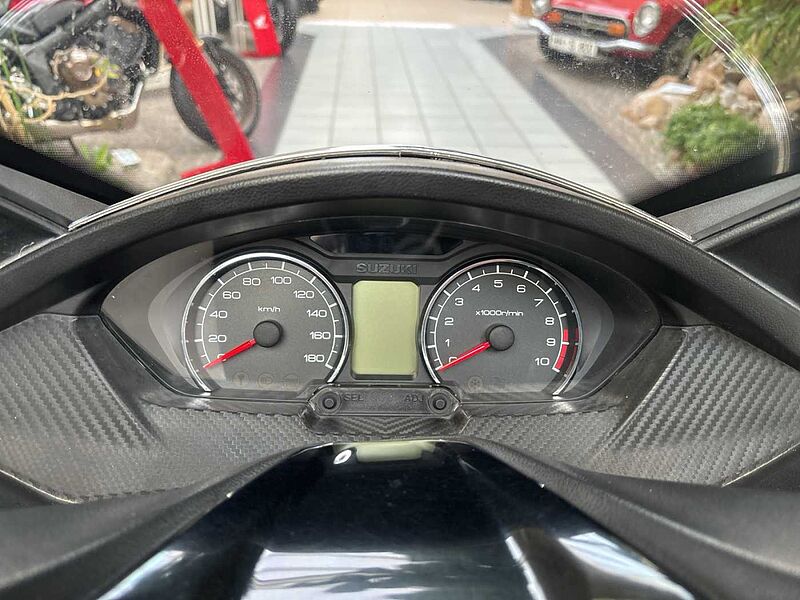 Suzuki Burgman 400 AN