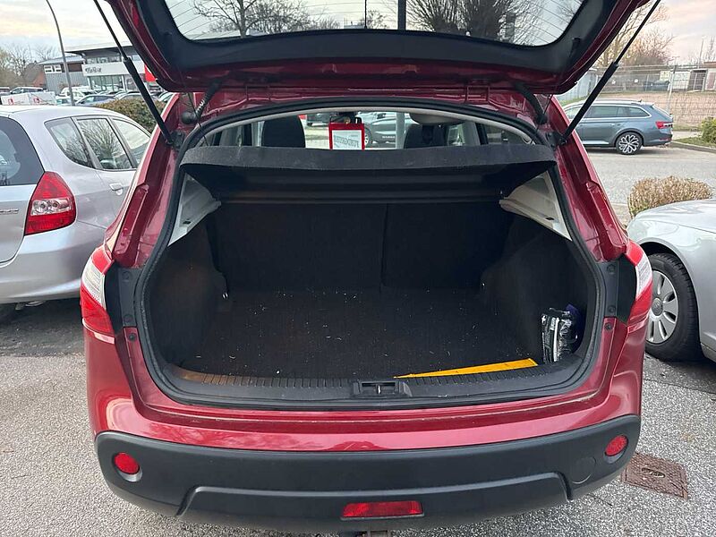 Nissan Qashqai 1.6 360