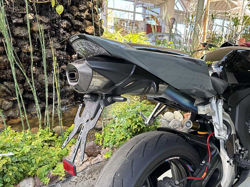 Honda CBR 1000RR Fireblade
