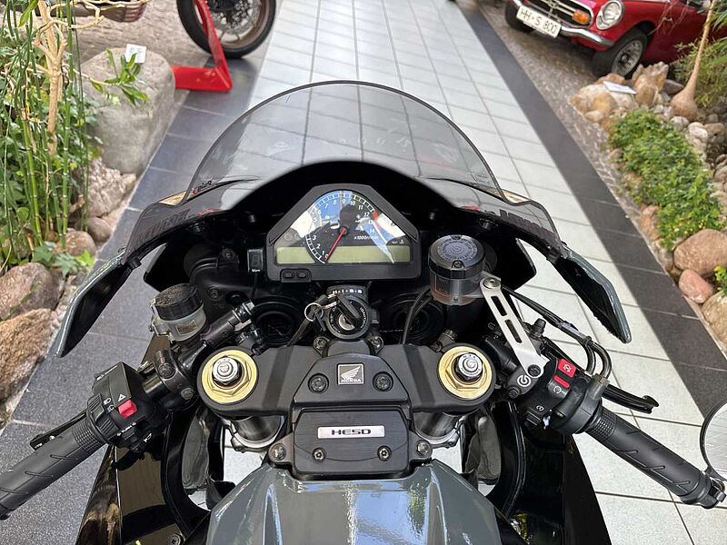 Honda CBR 1000RR Fireblade