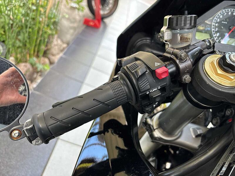 Honda CBR 1000RR Fireblade