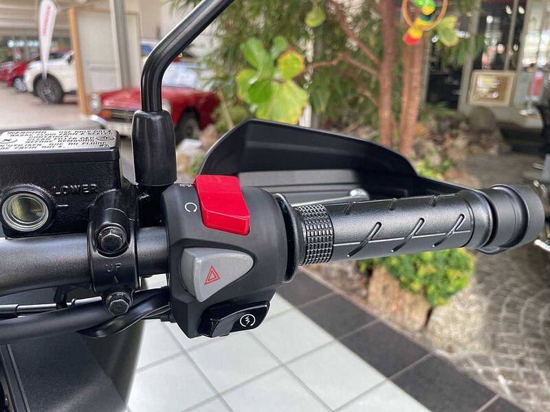 Honda ADV 350 ABS 2025 6 Jahre Garantie