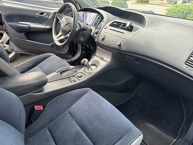 Honda Civic Fließheck  5-Türer 1.4i-DSi Comfort