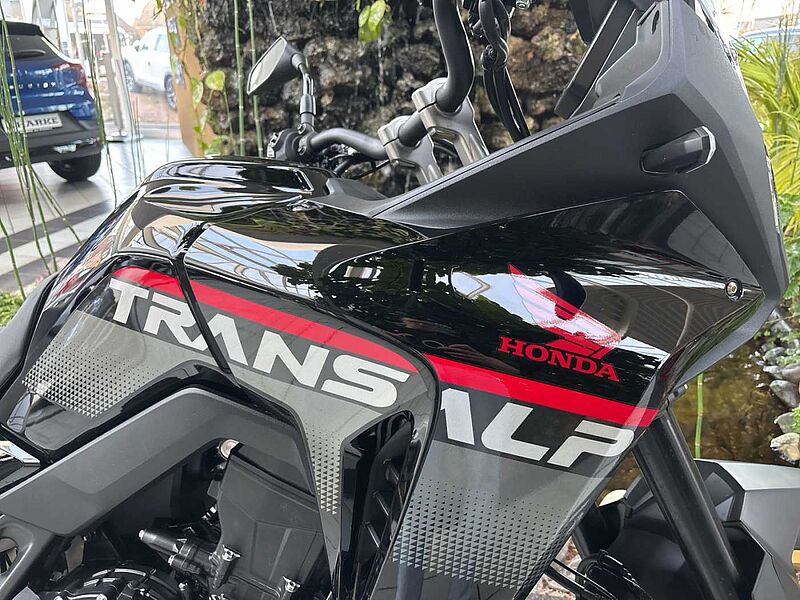 Honda XL 750 Transalp 2025 Vorf&uuml;hrer